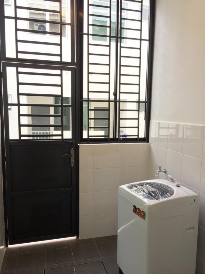 Desaru Cosy Homestay - Near Waterpark, Beach, Rapid -Wifi, Tvbox, Steamboat, Bbq Available エクステリア 写真